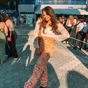 Meet your Posher, Caitlyn